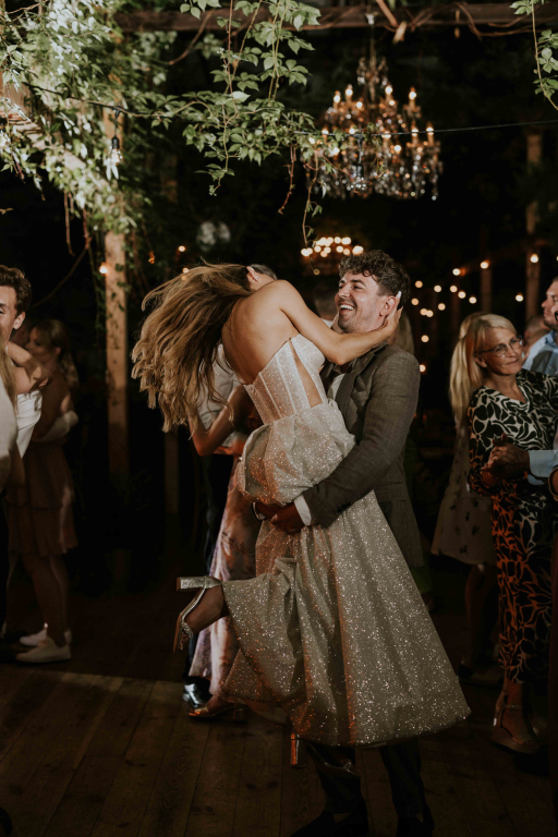 Slub-koscielny-w-plenerze 100