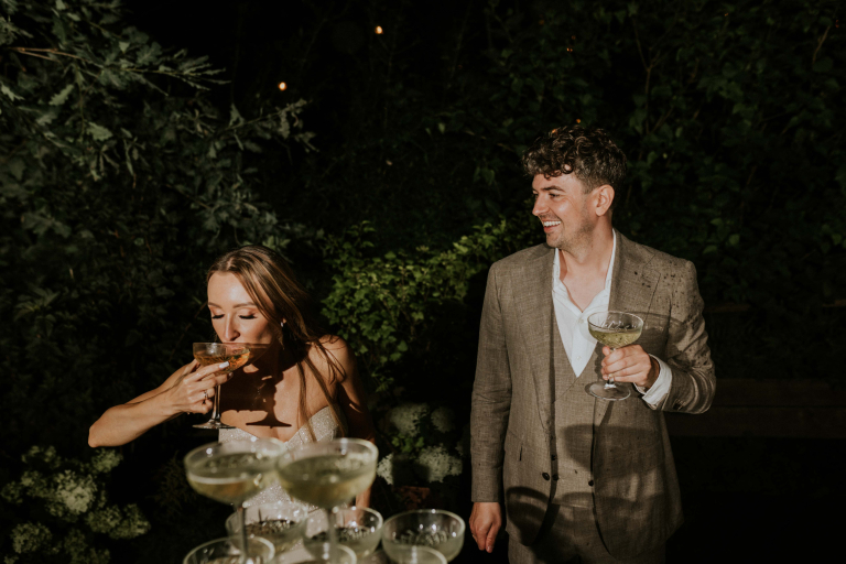 Slub-koscielny-w-plenerze 104