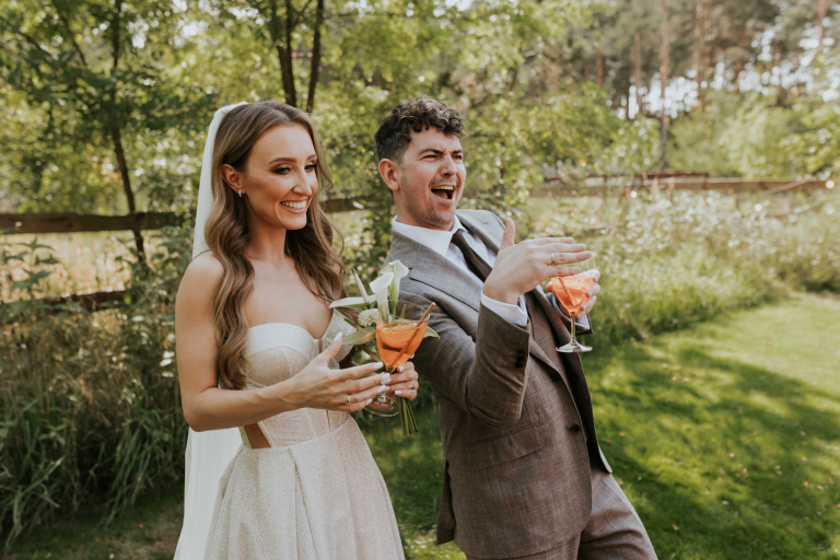 Slub-koscielny-w-plenerze 46