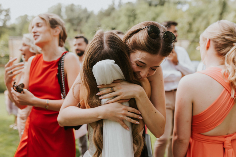 Slub-koscielny-w-plenerze 55