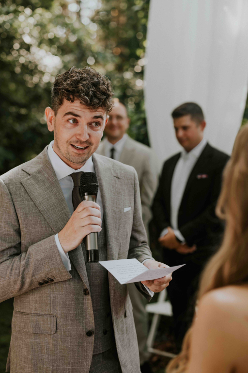 Slub-koscielny-w-plenerze 61