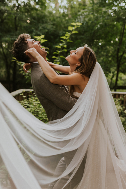 Slub-koscielny-w-plenerze 89